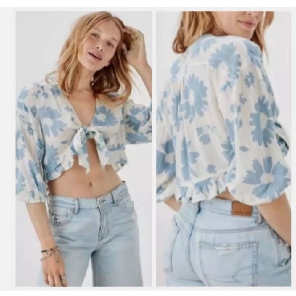 American Eagle Floral Tie Front Cropped Top Size S
